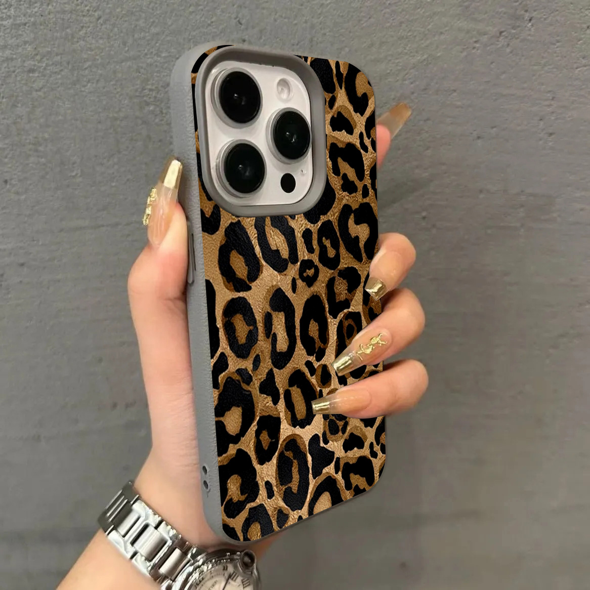 INS Braun Leopardenmuster Hand – Phone Cases Brown Bewertung und Preis